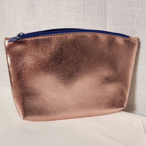 5/$20 Ipsy Cosmetic Makeup Travel Organizer Purse Organizer Change The World - Picture 2 of 6